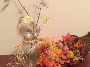 FREE Family Thanksgiving Tree Leaf Templates + Instructions!
